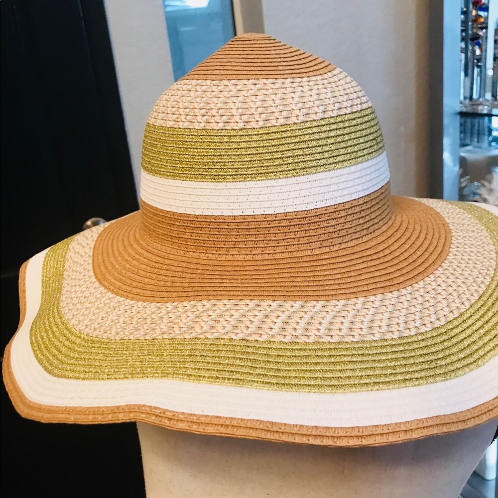 Collection 18 Gold Natural Floppy Hat - Picture 2 of 6